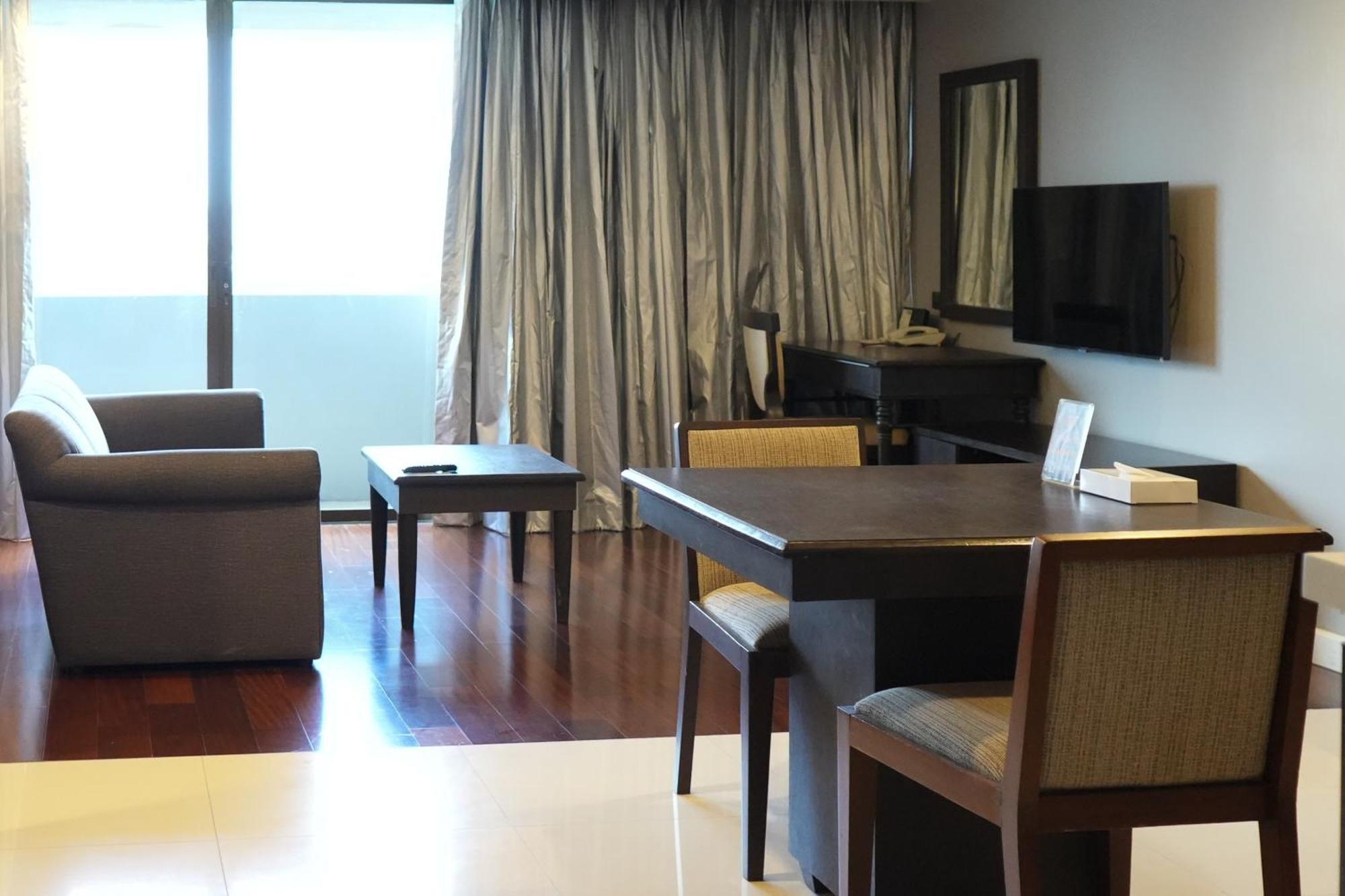 Royal Suite Hotel Bangkok Eksteriør bilde