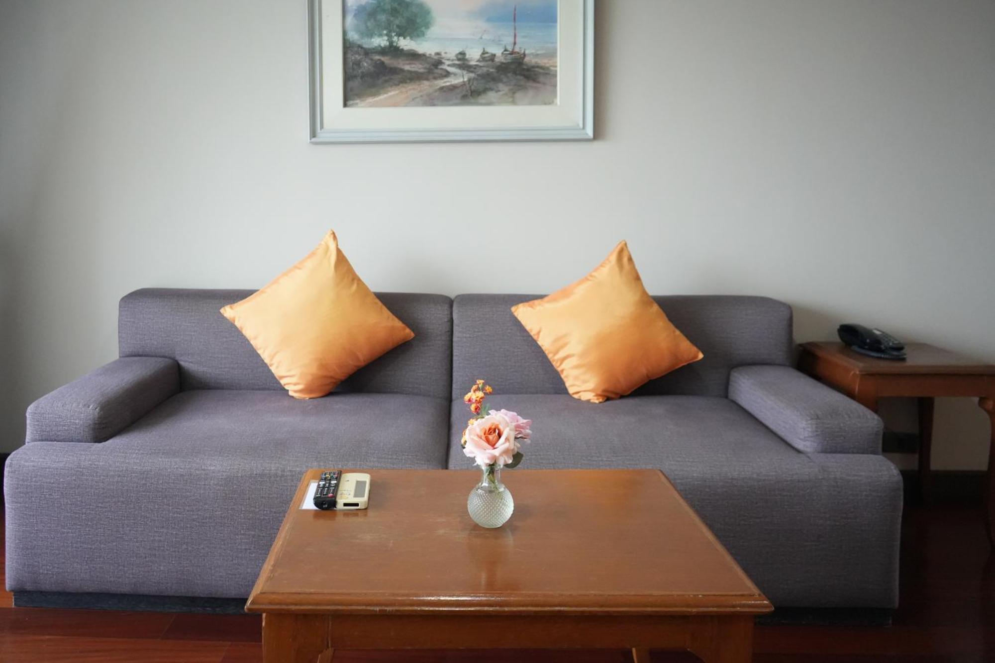 Royal Suite Hotel Bangkok Eksteriør bilde